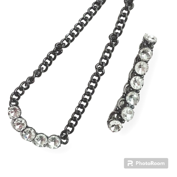 Rhinestone Renegade Necklace & Bracelet set - Picture 3 of 4